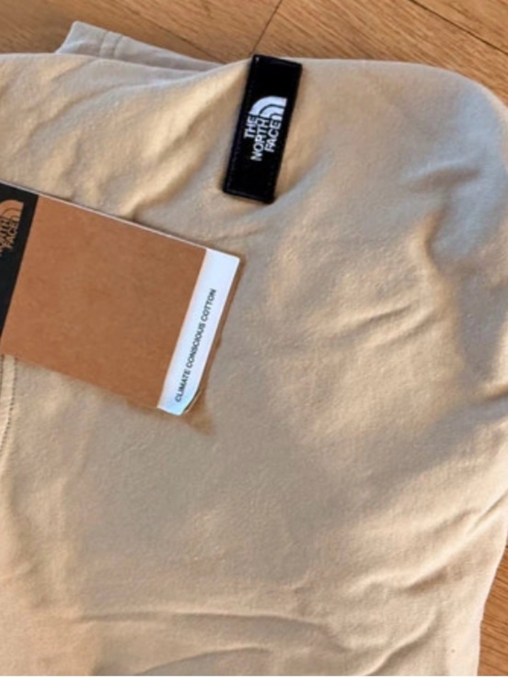 The North Face Women’s Heavyweight Cropped T-Shirt Beige/Khaki Stone BNWT Size M - Picture 5 of 7